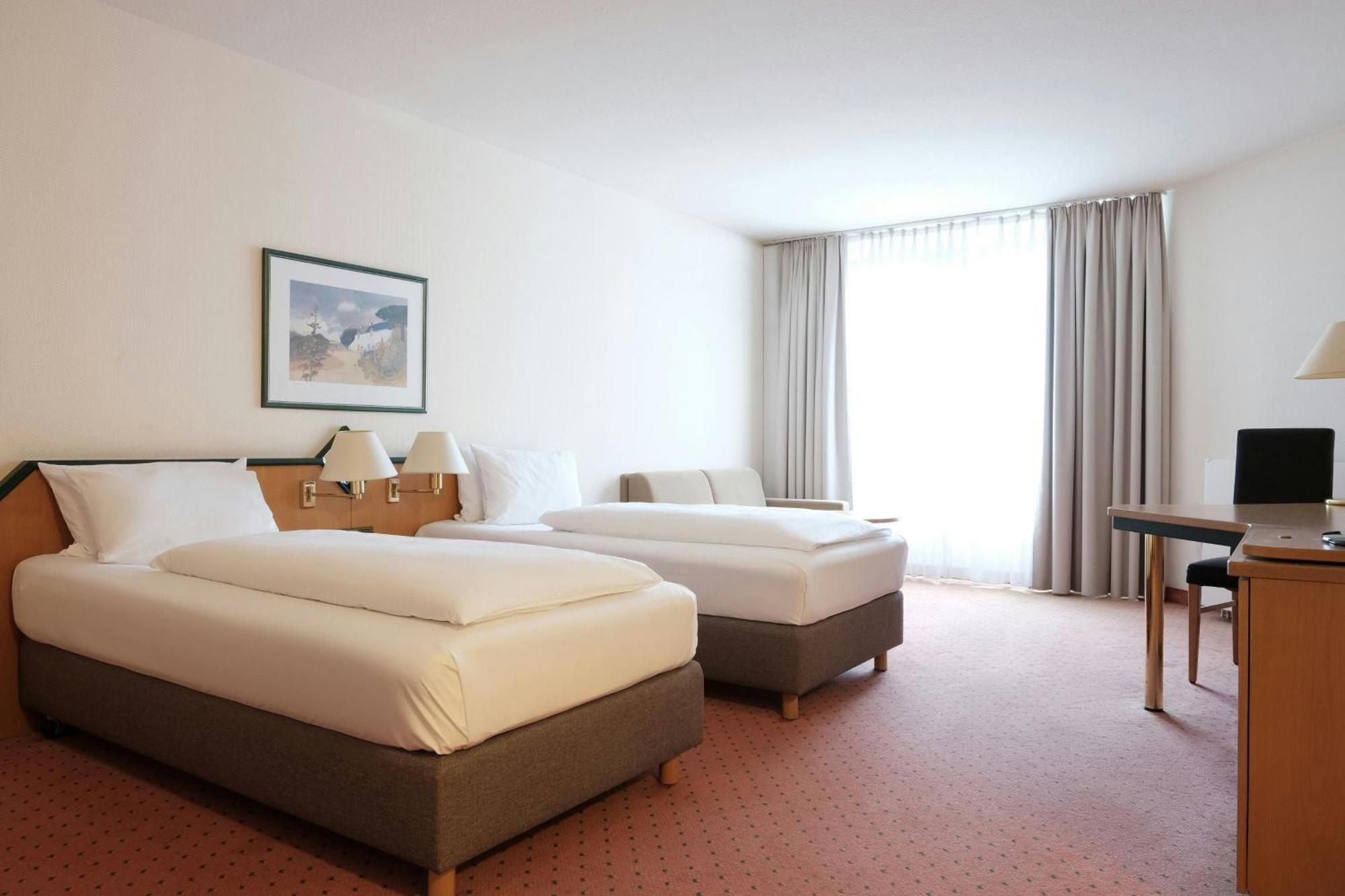 Hotel Four Centre