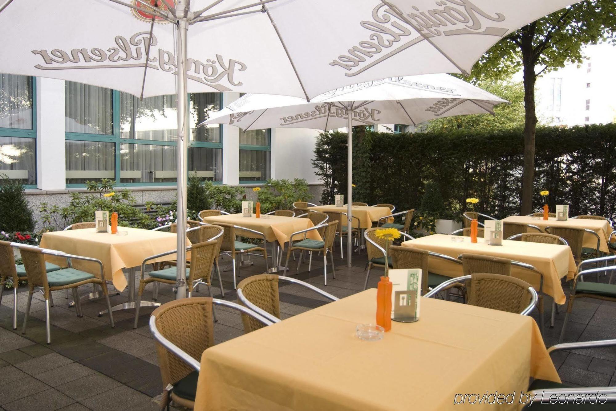 Four Centre Hotel